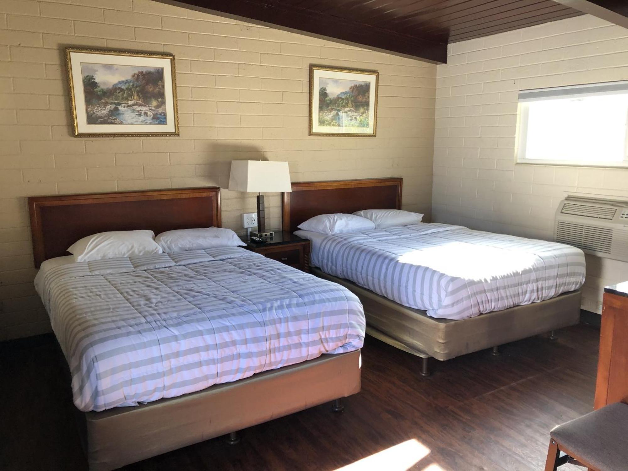 西埃拉三河小屋酒店 三河城 外观 照片